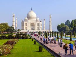 It is a masterpiece of architecture and monument to a passionate love. Hidden Secrets About The Taj Mahal Boldsky Com