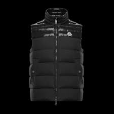 Moncler Yelek Denep Siyah Erkek Urunu Net 50 Sezon Indirimi Firsatiyla Maslak Outlet Moncler Sayfasinda Moncler Yelek Erkek D 2020 Erkek Mont Siyah Erkek Trenckot