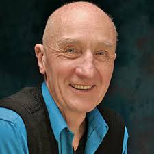 Poetry to Nourish the Soul by Roger Housden