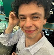 SamuelJBorg (@samuelsoonn) • Instagram photos and videos