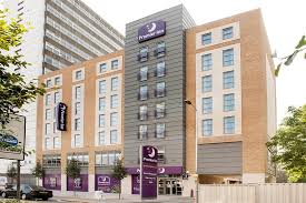 The premier inn london is within walking distance to some of the greatest attractions london has to offer, such as the london eye, london county hall, london christmas market, shrek's adventure, and big ben. Premier Inn London Croydon Town Centre Hotel Bewertungen Fotos Preisvergleich Tripadvisor