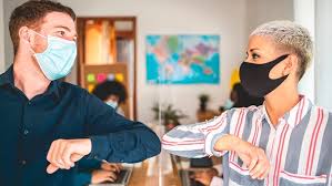 Cirka ni ud af ti passagerer er forsvundet. Corona Kontaktperson Diese Kontaktregeln Gelten Im Januar Und Februar 2021 Bayern 1 Radio Br De