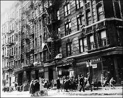 Tenement Museum | History | THIRTEEN