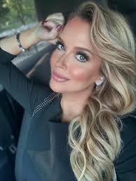 Schedule change is catching up to your girl today…I am tiredT out at  Graceland 😩 but I'll still see you all morning and