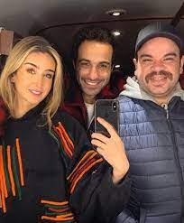 واحتفل الثنائى أحمد فهمى وهنا الزاهد بخطبتهما منتصف شهر أغسطس الماضى، بمنزل هنا واقتصر الحضور على العائلتين، وكان مقرر أن يقيما حفل الزفاف نهاية العام الماضى أيضاً ولكنهما انشغلا بأعمالها الفنية الجديد حيث قدما سوياً مسلسل الواد سيد الشحات والذى تم. ØµÙˆØ± ÙƒÙˆØ§Ù„ÙŠØ³ Ù…Ø³Ù„Ø³Ù„ Ø£Ø­Ù…Ø¯ ÙÙ‡Ù…ÙŠ ÙˆÙ‡Ù†Ø§ Ø§Ù„Ø²Ø§Ù‡Ø¯ Ø§Ù„ÙˆØ§Ø¯ Ø³ÙŠØ¯ Ø§Ù„Ø´Ø­Ø§Øª Ù…Ø´Ø§Ù‡ÙŠØ±