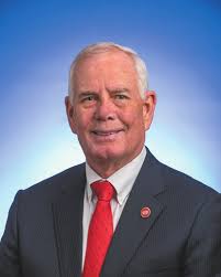 School growth, funding concerns committee Nearest Green lights up for  Christmas