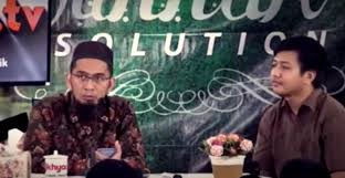 Ustadz adi hidayat, lc., m.a. Jelang Natal Pemuda Ini Jadi Muallaf Muslim Obsession