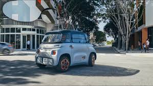 Ea poate conduce oriunde în ue cu acest nou permis. Mai Tare Decat Dacia ElectricÄƒ O Conduci FÄƒrÄƒ Permis È™i O Parchezi Oriunde