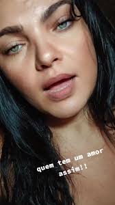 Claudia Nayara Givenchy