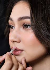 Caroline Fleming Makeup