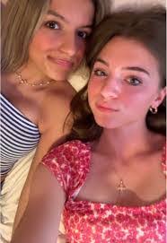 Maria Carollo's Instagram, Twitter & Facebook