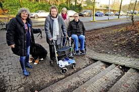 Eine sehr schöne ausstellung zu einer wichtigen person der deutschen geschichte. Ansprechbar Spd Spd Ratsfrau Ursula Elsenbruch Fordert Barrierefreien Zugang Vom Rheinkamper Ring Zum Kulturzentrum Und Zum Jungbornpark Moers