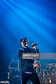 Singer Chester Bennington Of The American Band Linkin Park Performs Linkin Park Chester Bennington Linkin Park News