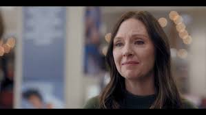 Claudia Darby's Instagram, Twitter & Facebook