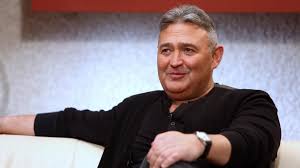 He was also a member of a band. Mentor Segit Feldolgozni Fia Elveszteset Gesztesi Karoly Edesanyjanak Blikk