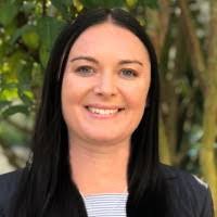 Elizabeth Fogle's Instagram, Twitter & Facebook