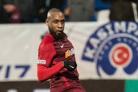 Add the latest transfer rumour here. Turquie Jean Armel Kana Biyik Deraille Stephane Sessegnon Marque L Equipe