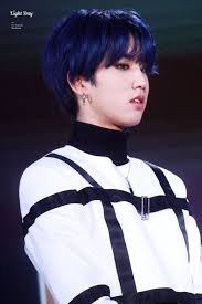 Han Jisung Straykids Blue Hair Felix Stray Kids Funny Kids