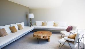 Tische aus baumscheiben selber machen ist an sich super einfach, wenn man die dinger erstmal hochgeschleppt hat Der Baumstamm Tisch Das Highlight Fur Jedes Zuhause