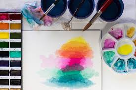 Teknik aquarel merupakan sebuah teknik yang biasa digunakan dalam melukis, selain juga menggunakan cat cair atau yang disebutnya aquarel dengan sapuan warna yang tipis sehingga hasil yang di dapat terlihat berkesan transparan atau tembus pandang. Coba Sensasi Baru Dengan Melukis Menggunakan Cat Akrilik