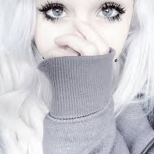 Emo girls usually wear black hair but you can still look punk even with white hair. Image About Girl In Emo Alternative By ê·€ì—¬ìš´ ì‹¬ë¦¬