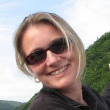 Festál: Seattle Center's Window