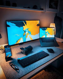 Scopri ricette, idee per la casa, consigli di stile e altre idee da provare. Minimal Code Game Tech On Instagram Magnificent Do You Prefer A Setup With Matching Or Different Wall Desk Setup Gaming Room Setup Gaming Desk Setup