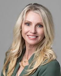 Tobie Andrews, Realtor, Berkshire Hathaway HomeServices PenFed Realty  (@tobieandrewsrealestate) • Facebook