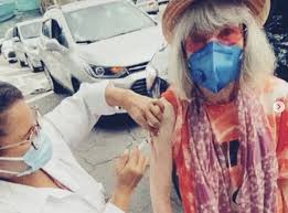 It was first identified in december 2019 in wuhan,. Rita Lee E Vacinada Contra A Covid 19 Poder360