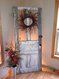 Pin By Laurie Davis On Decor Old Door Decor Vintage Door Decor Old Wood Doors