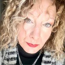 UNA FORZA INESAURIBILE, PASSIONE E DEDIZIONE… SORRISI E GRINTA. 🫶🏽🔝  Grazie per ciò che siete, per ciò che ogni giorno date. 💪🏾😘 Un AUGURIO  speciale a tutte le SOCCORRITRICI da @noi_soccorritori !!!