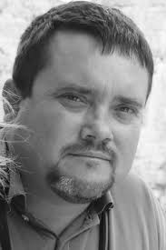 Nicholas Paul Izzard