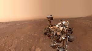 Who's got six wheels, a laser and is now on the red planet? Mars Rover Curiosity Grusst Per Selfie Vom Mars Wissen