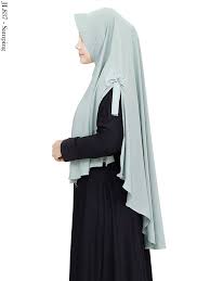 Senandung cinta jilbab antara kewajiban dan parameter facebook. Gambar Wanita Hijab Syari Dari Belakang Hijabfest