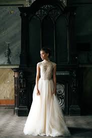 High Neck Lace Embroidered Bridal Gown Victorian Style Wedding Dress Vestidos Look Looks