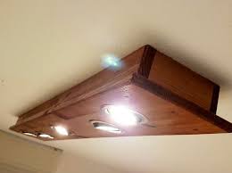 Led Lampe Aus Holz In Balken Optik Diese Lampen Sind Handgefertigt Und Absolut In 2020 Led Lampen Aus Holz Lampen Aus Holz Lampe