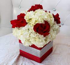 Red Box By Flamingo S Flower Red Roses Centerpieces Unique Wedding Flowers Flower Centerpieces