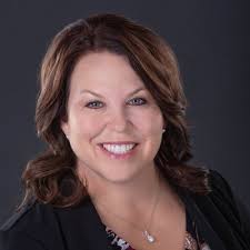 Shonda Decker (@affordablestrip)