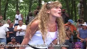 Hot Wives Strip Naked In Front Of Huge Crowd - XNXX.COM