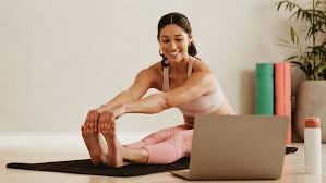 Enjoy unlimited access to premium online yoga training & education. Online Yoga Die Besten Anbieter Im Test Women S Health