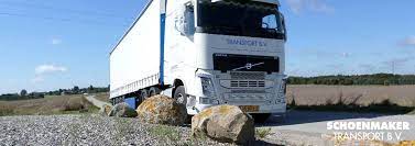 Vertrouwen en openheid zijn de drijfveren van autobedrijf schoenmakers. Schoenmaker Transport Vlagtwedde