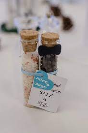 Hallo ihr lieben, leider hatte ich sehr viel hochzeitsstress gehabt und daher kam mein channel etwas zu kurz, sorry! Wunderbar Give Aways Hochzeit Gastgeschenke Die Besten 25 Give Aw Favores De Festa De Casamento Lembrancinhas De Casamento Para Convidados Brindes De Casamento