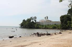 Which is the best hotel near pantai teluk kemang? Cozy Homestay Teluk Kemang Laguna Resort Port Dickson Malaysia Booking Com