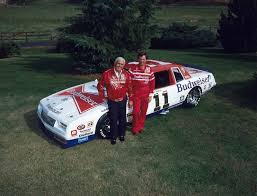 Rule changes in nascar rendered richard petty's 1970 plymouth superbird obsolete after a single season, while his 1971 plymouth road who has your favorite this weekend? Old School Stock Cars Nascar Race Cars Nascar Racing Drag Racing Cars