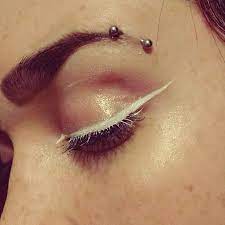 35 Modern Eyebrow Piercing Ideas Trendy Chic And Unique Body Piercings Check More At Http Tattoo J Piercings Unique Eyebrow Piercing Unique Body Piercings