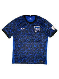 2.1.1 das home hertha bsc im spiel gegen den fc bayern münchen. Hertha Bsc Trikot