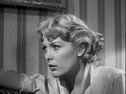 Sara Amman's Instagram, Twitter & Facebook