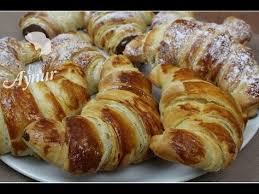 Franzosische Croissants Rezept I Einfaches Croissants Rezept I Butter Croissants Wie Beim Backer Youtube Easy Croissant Recipe Food Blueberry Recipes