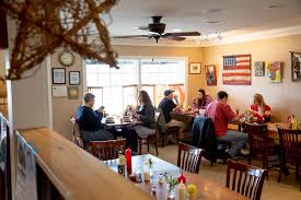 4.0 out of 5 stars. Little City Diner