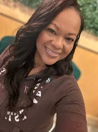 Hello gorgeous, ,Queen, I would love to get to know you that's okay with  you please let's talk and get to know one another my number is #19122376239